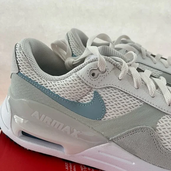 Nike Air Max White and Light Blue Athletic Shoes - Picture 4 of 12